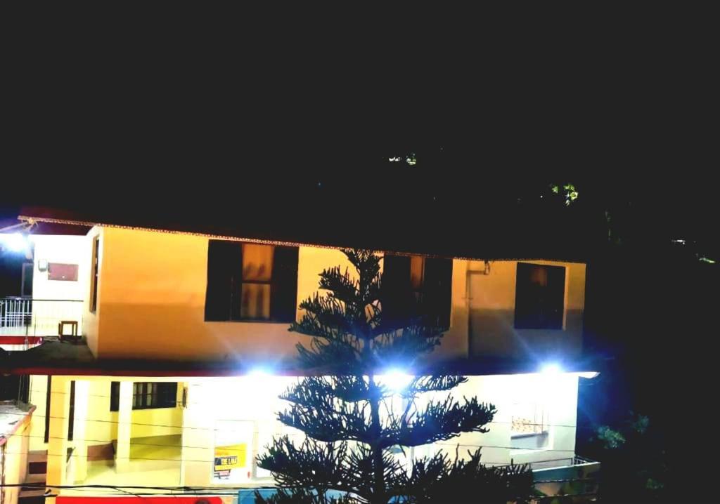 The Lake Cottage By Vrb Hotels Dharamshala Exterior foto
